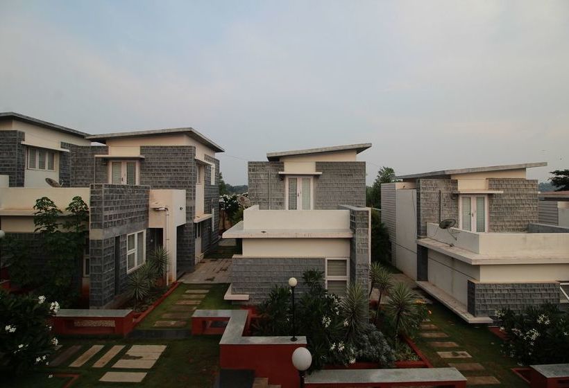 Hotel Leisure Vacations Cloud9 13