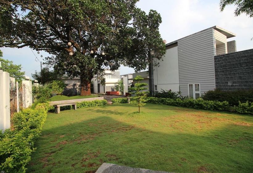 Hotel Leisure Vacations Cloud9 14