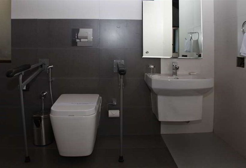 Hotel Hill Tree Inn 1