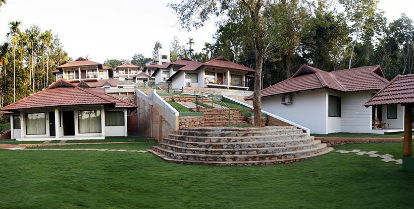 Hotel Hill Tree Inn 10