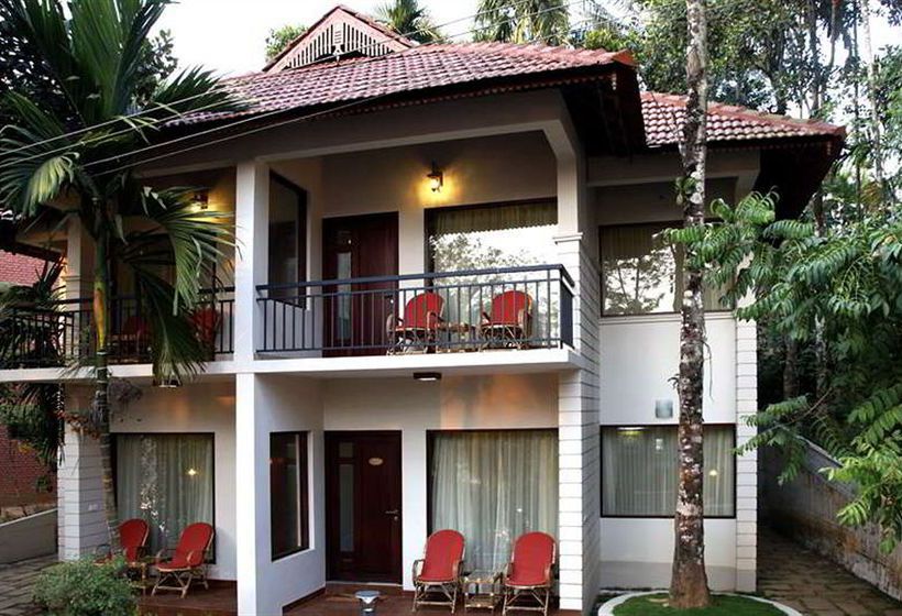 Hotel Hill Tree Inn 8