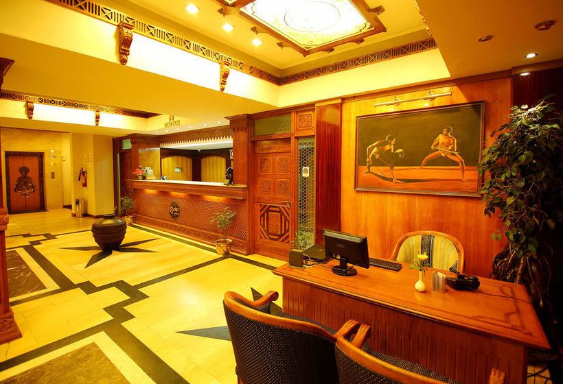 Hotel Oyo Premium Cochin Airport Extension 1