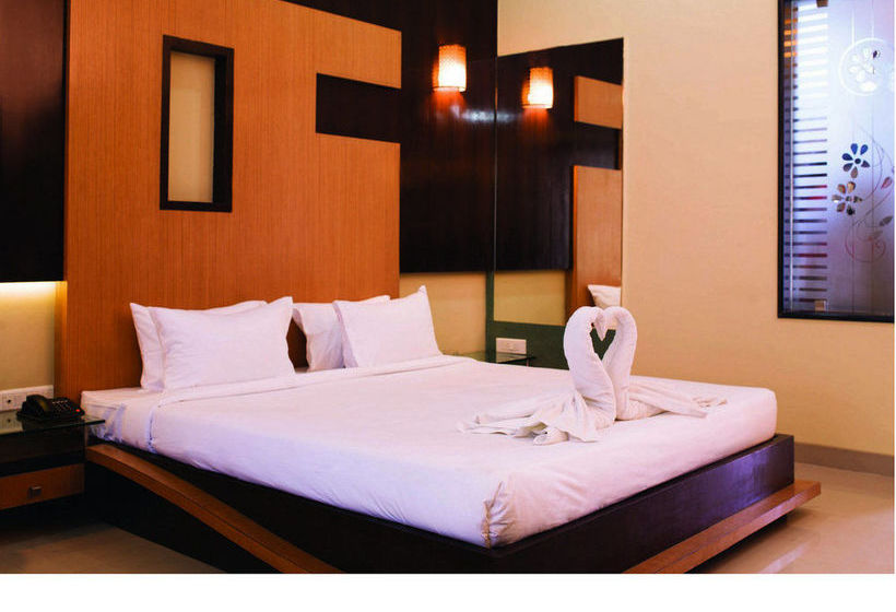 Emerald County Resorts & Clubs 1