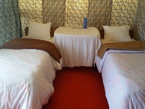 Hotel Wonderland Camp 6