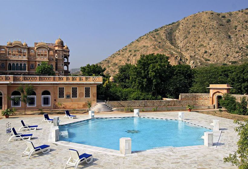 Hotel Patan Mahal 13