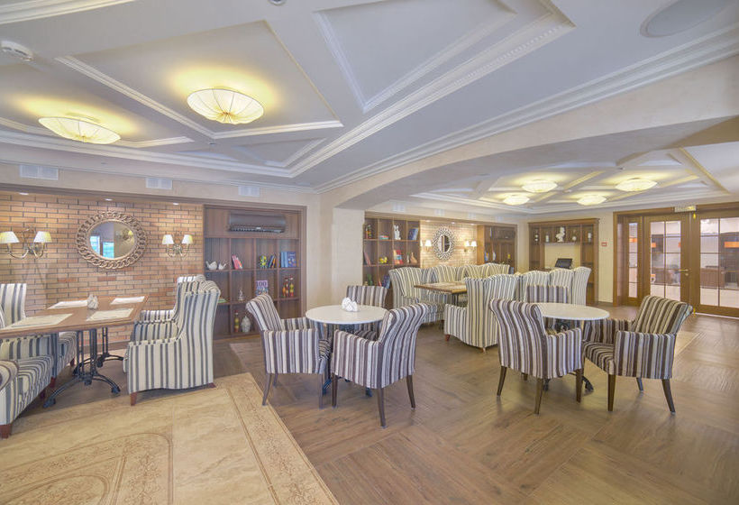 Hotel Aurora Park 19