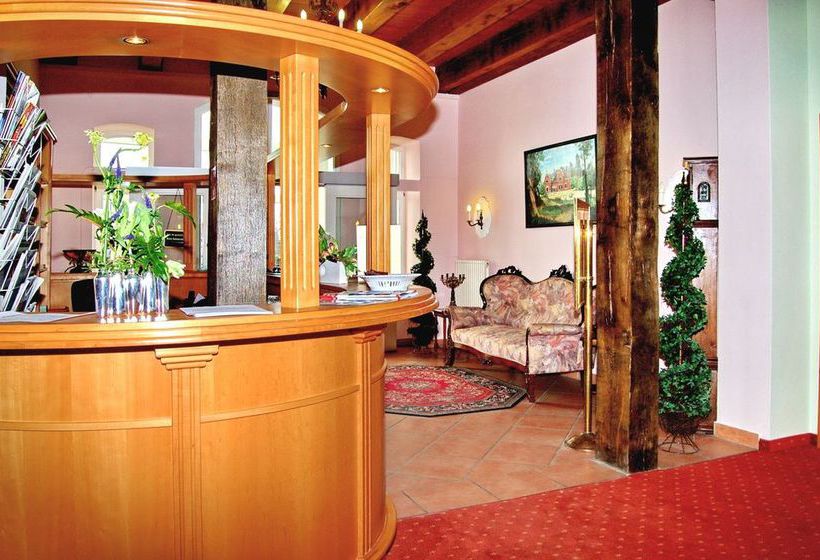 Hotel Schloss Herrenstein 10