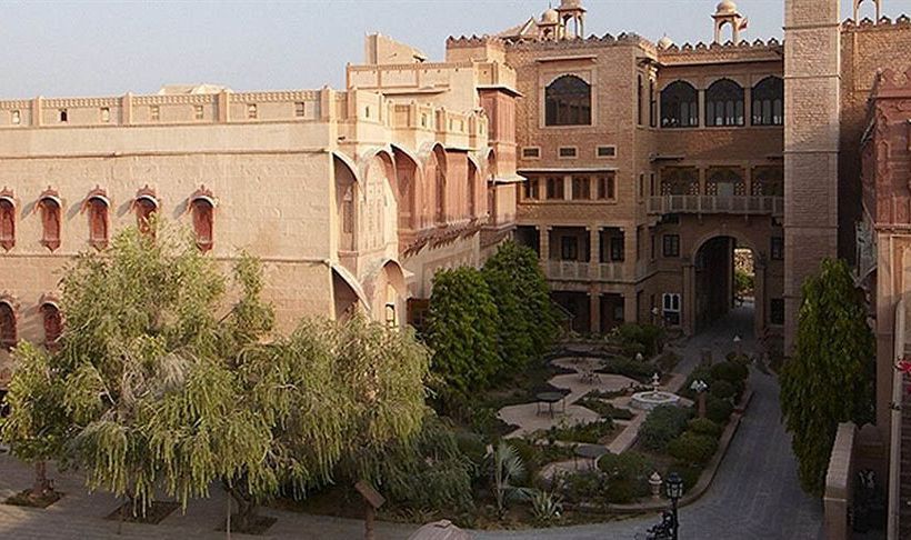 Welcomhotel Khimsar Fort & Dunes 10