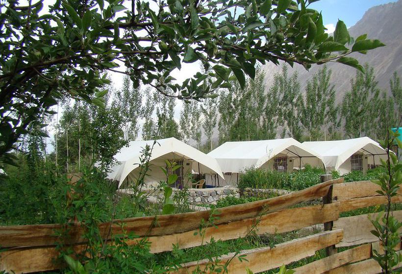 Hotel Double Humped Camp Hunder 4