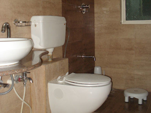 Hotel 10 Blossoms Signature Service Apartments Navrangpura 11