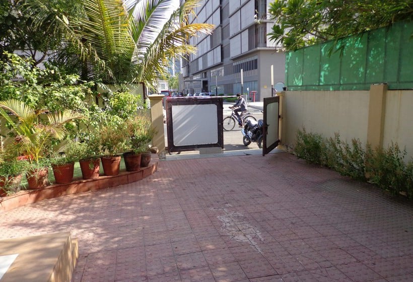 Hotel 10 Blossoms Service Apartments Prahladnagar 10