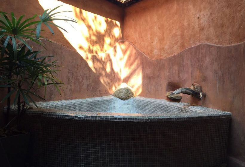 Hotel Baan Dinlamun Krabi