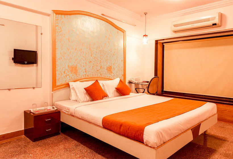 Hotel Oyo Apartments Powai Lake View 13