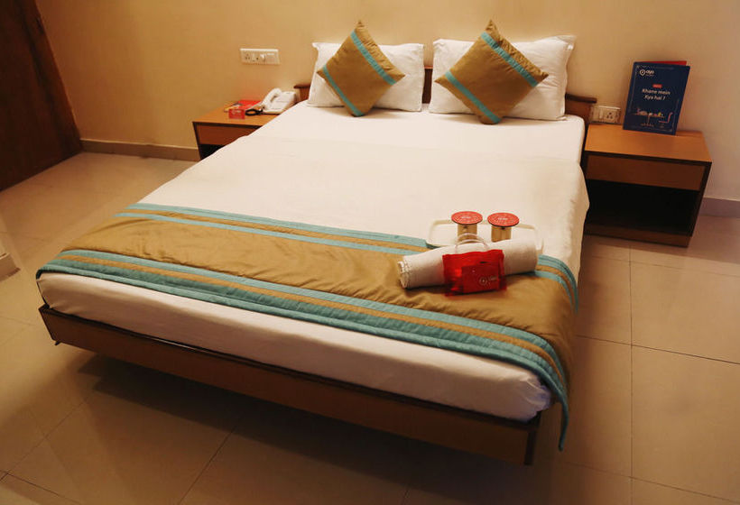 Hotel Oyo Rooms South Main Road Koregaon Park 11