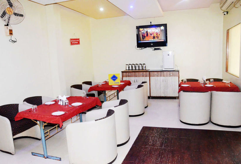 Hotel Vista Rooms at Station Road 1