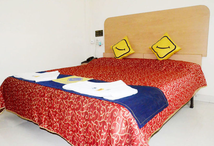 Hotel Vista Rooms at Station Road 2