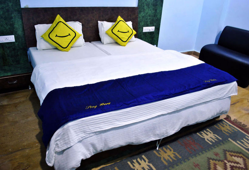 Hotel Vista Rooms at Gadisar Road 1