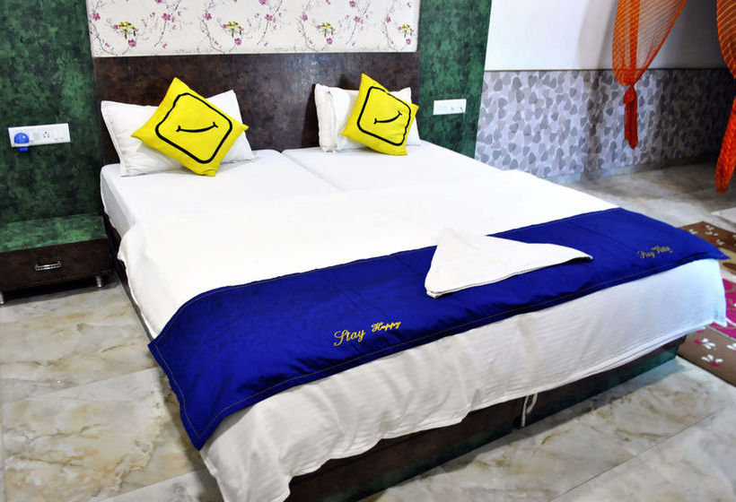 Hotel Vista Rooms at Gadisar Road 10