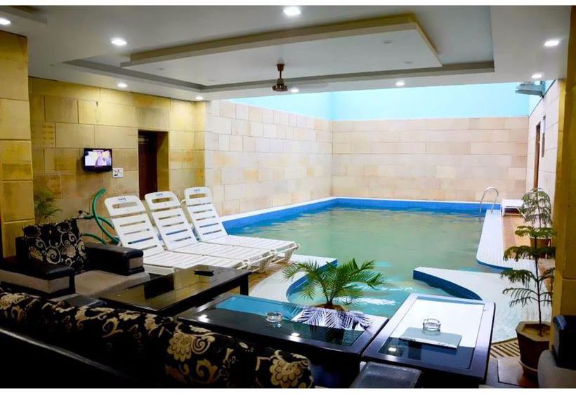 Hotel Vista Rooms at Gadisar Road 2