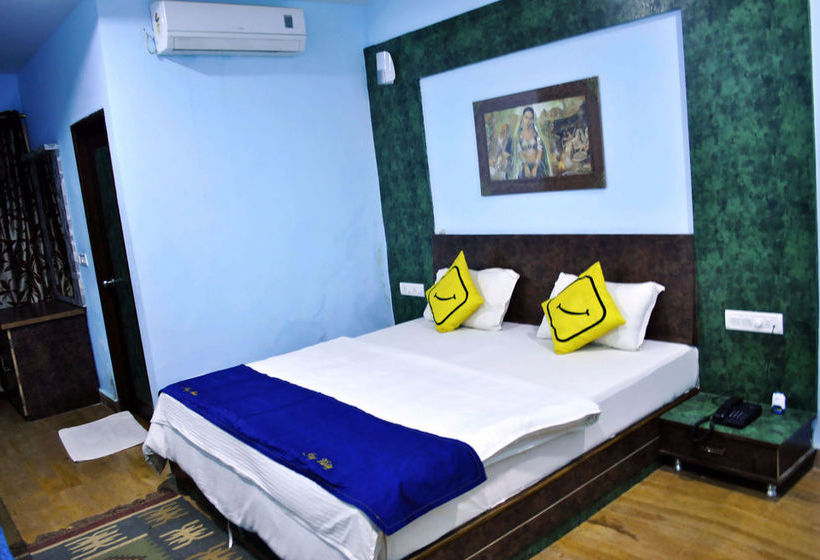 Hotel Vista Rooms at Gadisar Road 4