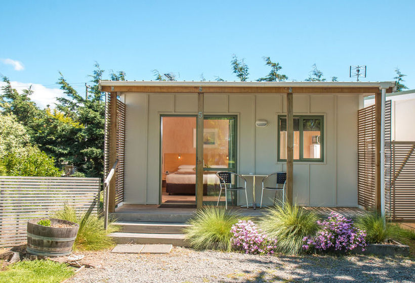 Hotel Martinborough Top 10 Holiday Park 11