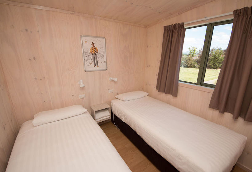 Hotel Martinborough Top 10 Holiday Park 14