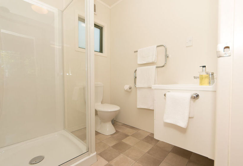 Hotel Martinborough Top 10 Holiday Park 9