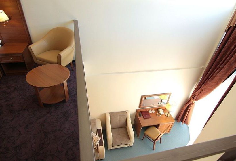 Hôtel Complex Lubim 15