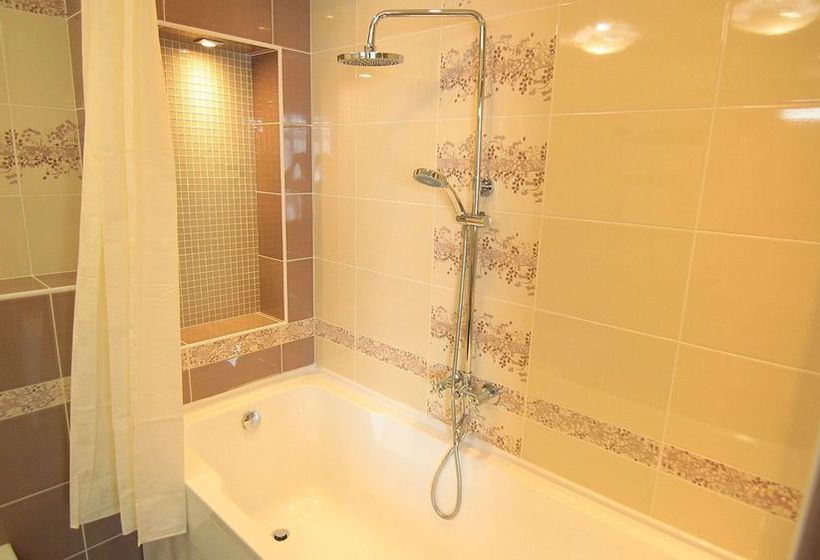 Hôtel Complex Lubim 4