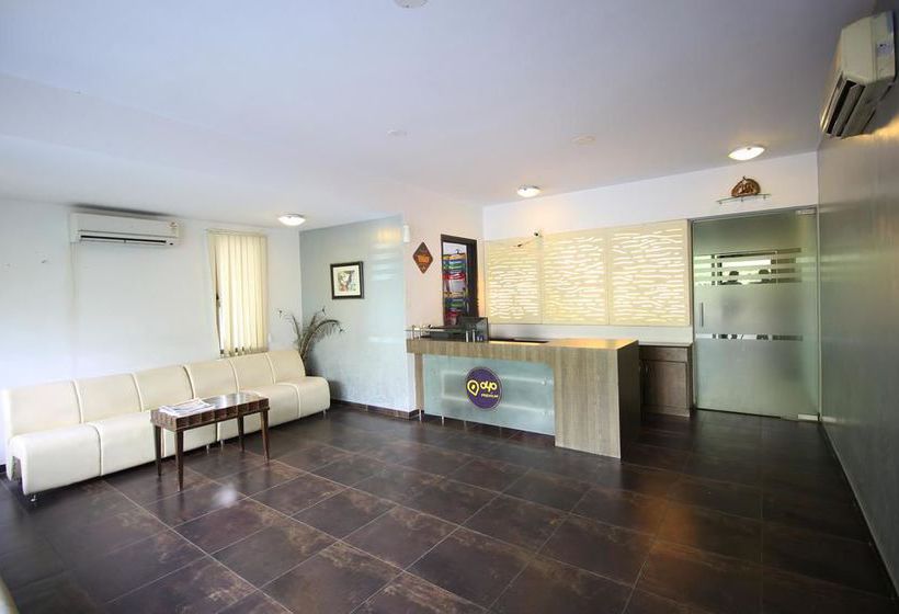 Hotel Oyo Premium Gujarat College Ellisbridge 16