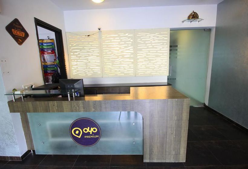 Hotel Oyo Premium Gujarat College Ellisbridge 17