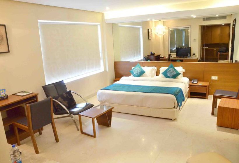 Hotel Oyo Premium Chappan Dukan Suites Madhya Pradesh