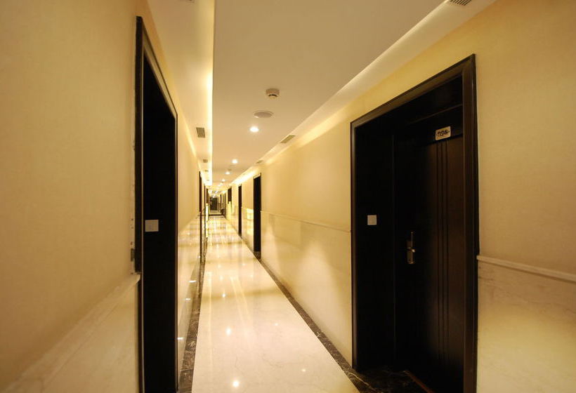 Hotel Oyo Premium Chappan Dukan Suites 15