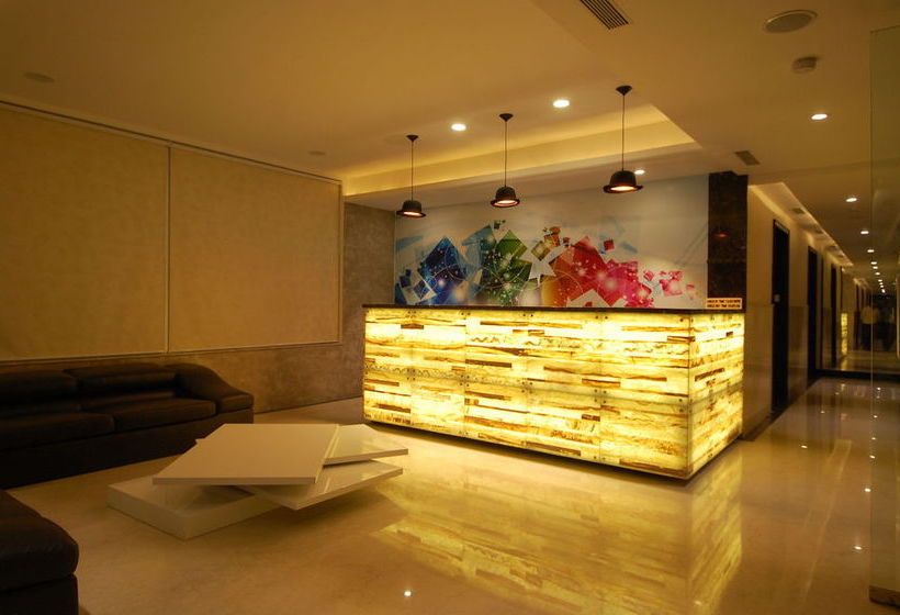 Hotel Oyo Premium Chappan Dukan Suites 19