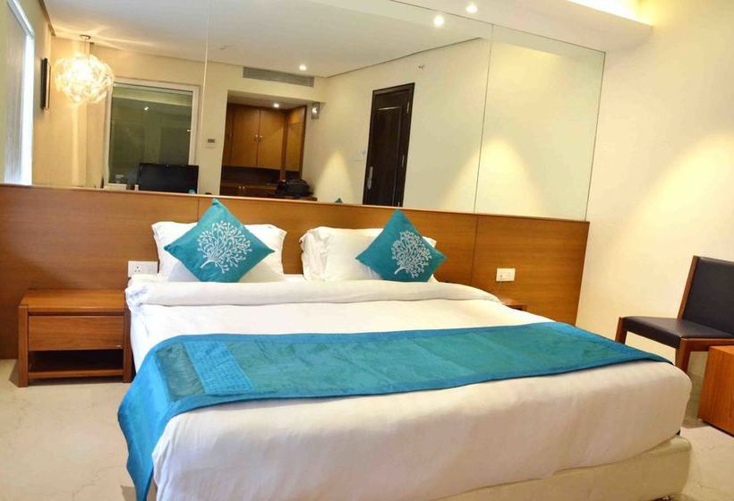 Hotel Oyo Premium Chappan Dukan Suites 8