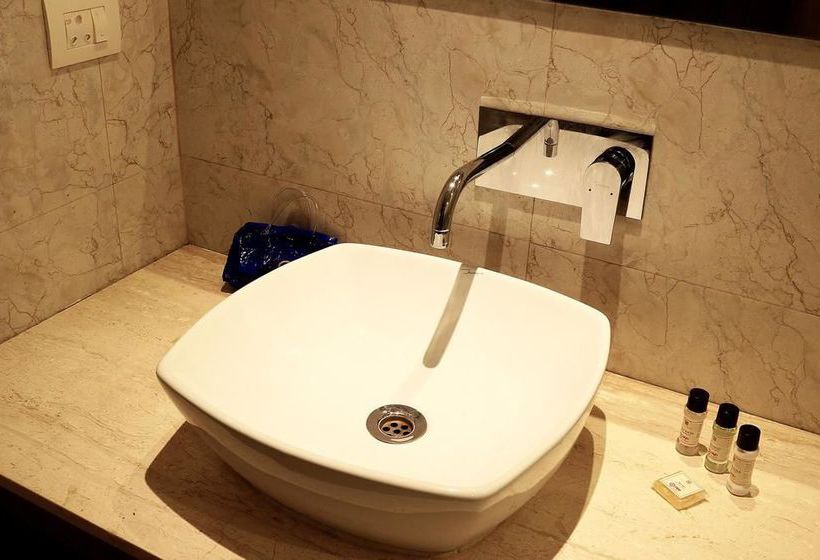 Hotel Oyo Premium Airport Vip Road 1