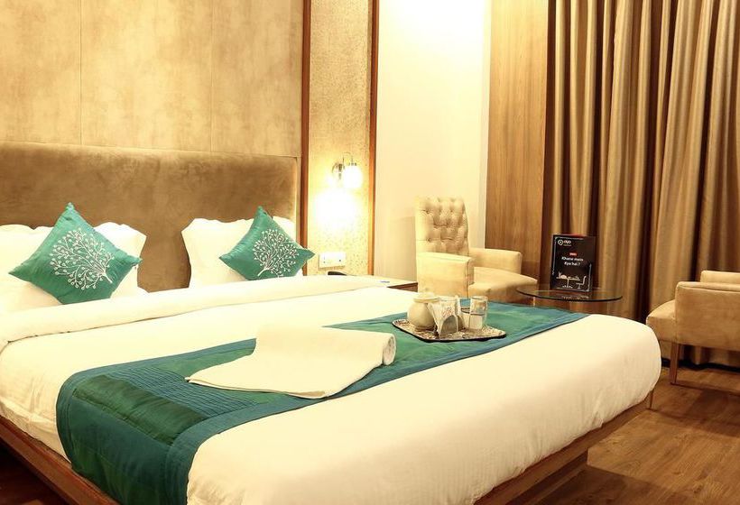 Hotel Oyo Premium Airport Vip Road 12