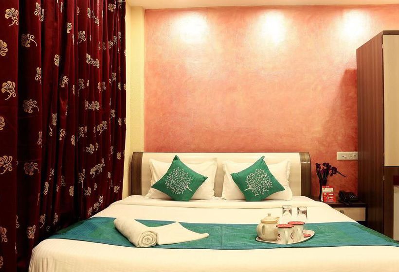 Hotel Oyo Rooms Airport Gate No 2 Bus Stop 5