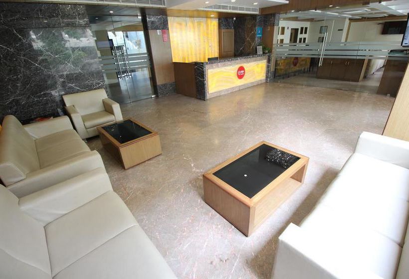 Hotel Oyo Rooms Sayajigunj 10