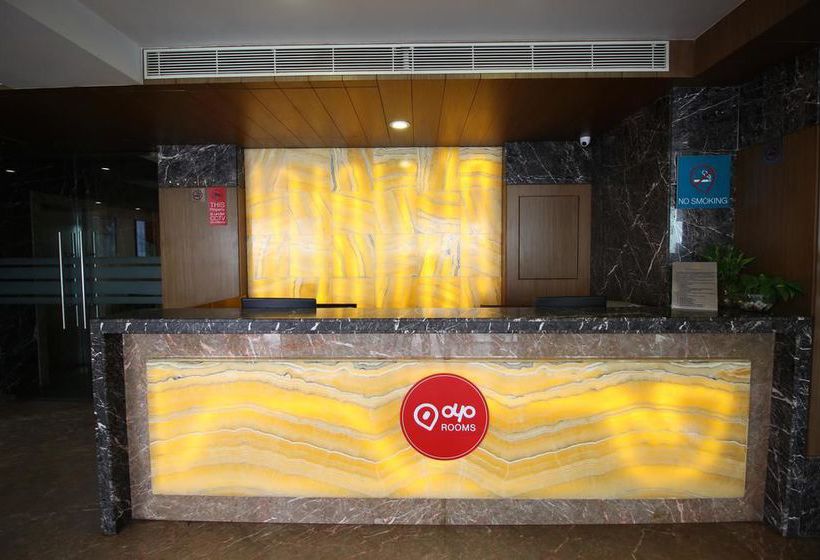 Hotel Oyo Rooms Sayajigunj 11