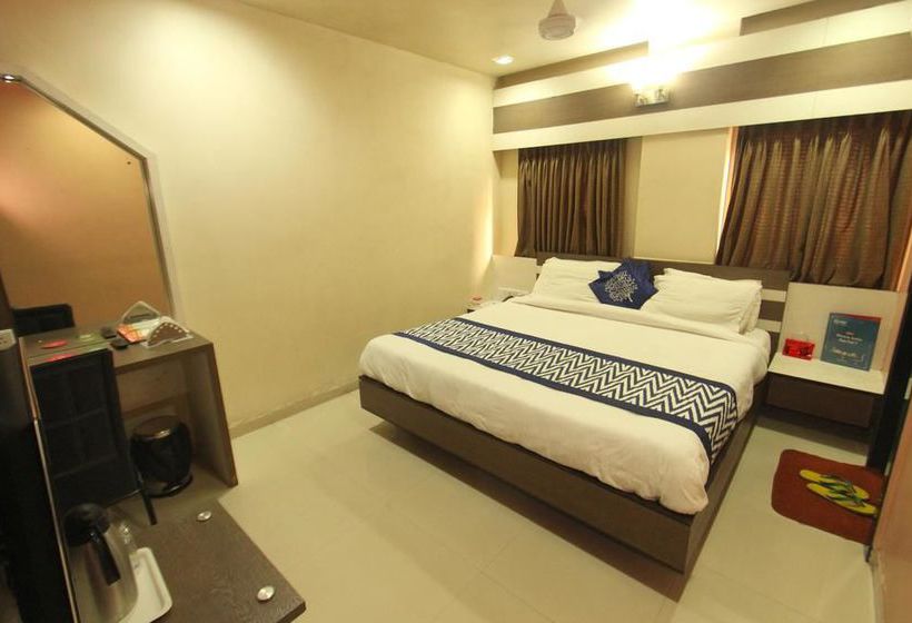 Hotel Oyo Rooms Opposite Railway Station 2 1