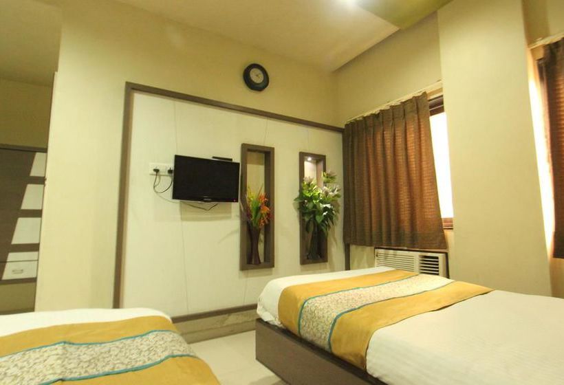 Hotel Oyo Rooms Opposite Railway Station 2 2