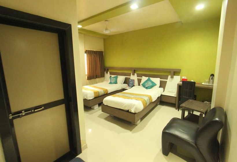 Hotel Oyo Rooms Opposite Railway Station 2 6