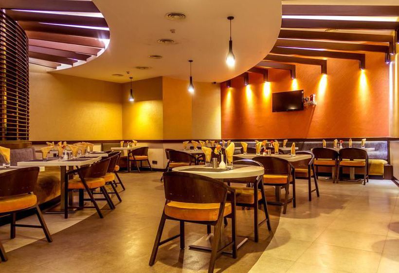 Hotel Oyo Premium Near King George Hospital 1