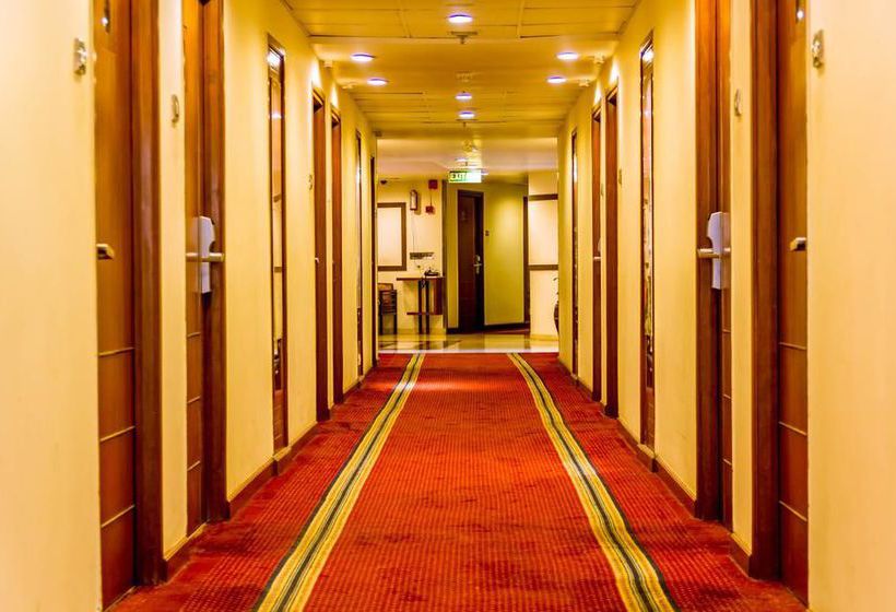 Hotel Oyo Premium Near King George Hospital 10