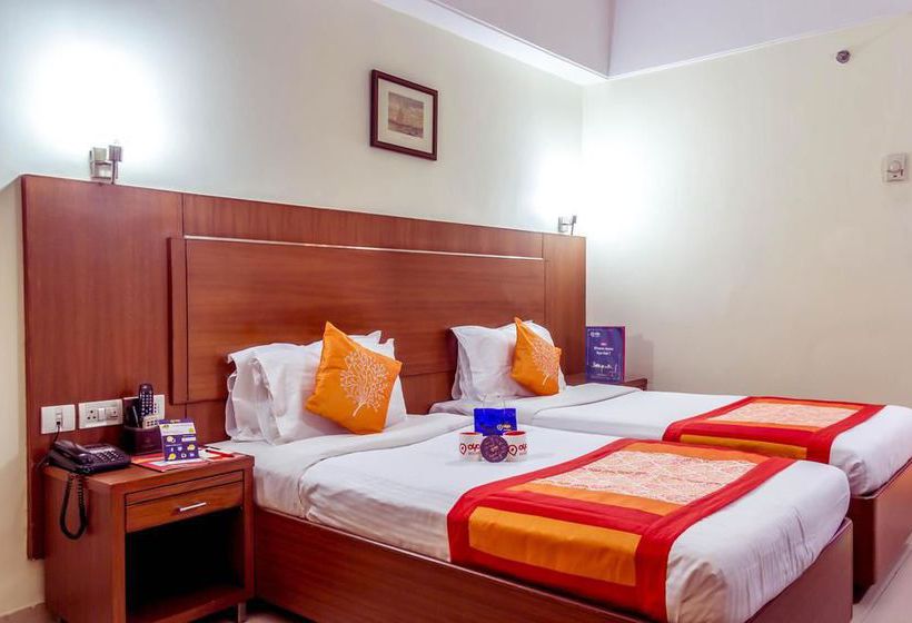 Hotel Oyo Premium Near King George Hospital 9