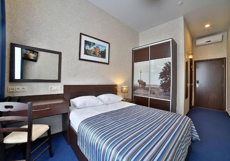 Hotel HELIOPARK Cruise 2