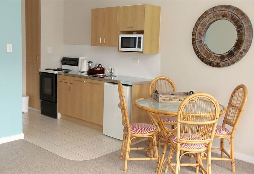 Hotel Hananui Lodge And Apartments 8