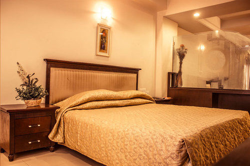 Hotel Ambience Executive 9