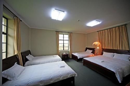 Eden Gardens Motel 2